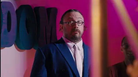 White supremacist nazi Sam Hyde kills female POC 😔#mde #samhyde #humor #comedy 