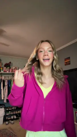 Outfit for this rainy day 🪞☔️⚡️#fyp #trending #OOTD #fitcheck 