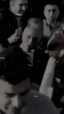 Selo başkan 🕊️✌️ . . . #demirtas #selehattindemirtaşözgürlük #selehattindemirtaş #kesfet #hdp#kesfetbeniöneçıkart 