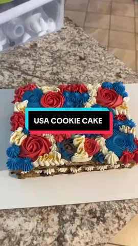 Another day, another cake ✨  #cookies #fyp #cake #cakedecorating #baking #buttercream #decoration #cookiecake 