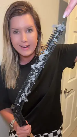 I never knew how much I needed a lint brush until I saw all of the lint it pulled out of my dryer! ##LintBrush##DryerBrush##TikTokShopCreatorPicks##DealsForYouDays