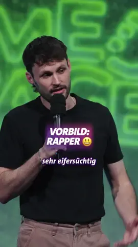 The Struggle is real 🏖️ @Maximilian Lorenz bei „@BAYERN 3 Comedy-Stage 2024