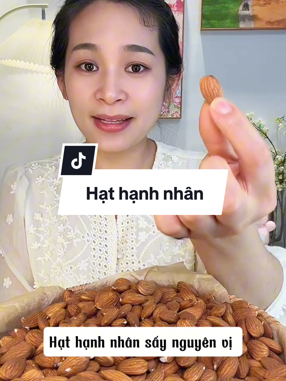Hạt hạnh nhân sấy nguyên vị  #doanvat #doanvatngon #hathanhnhan #xuhuong 