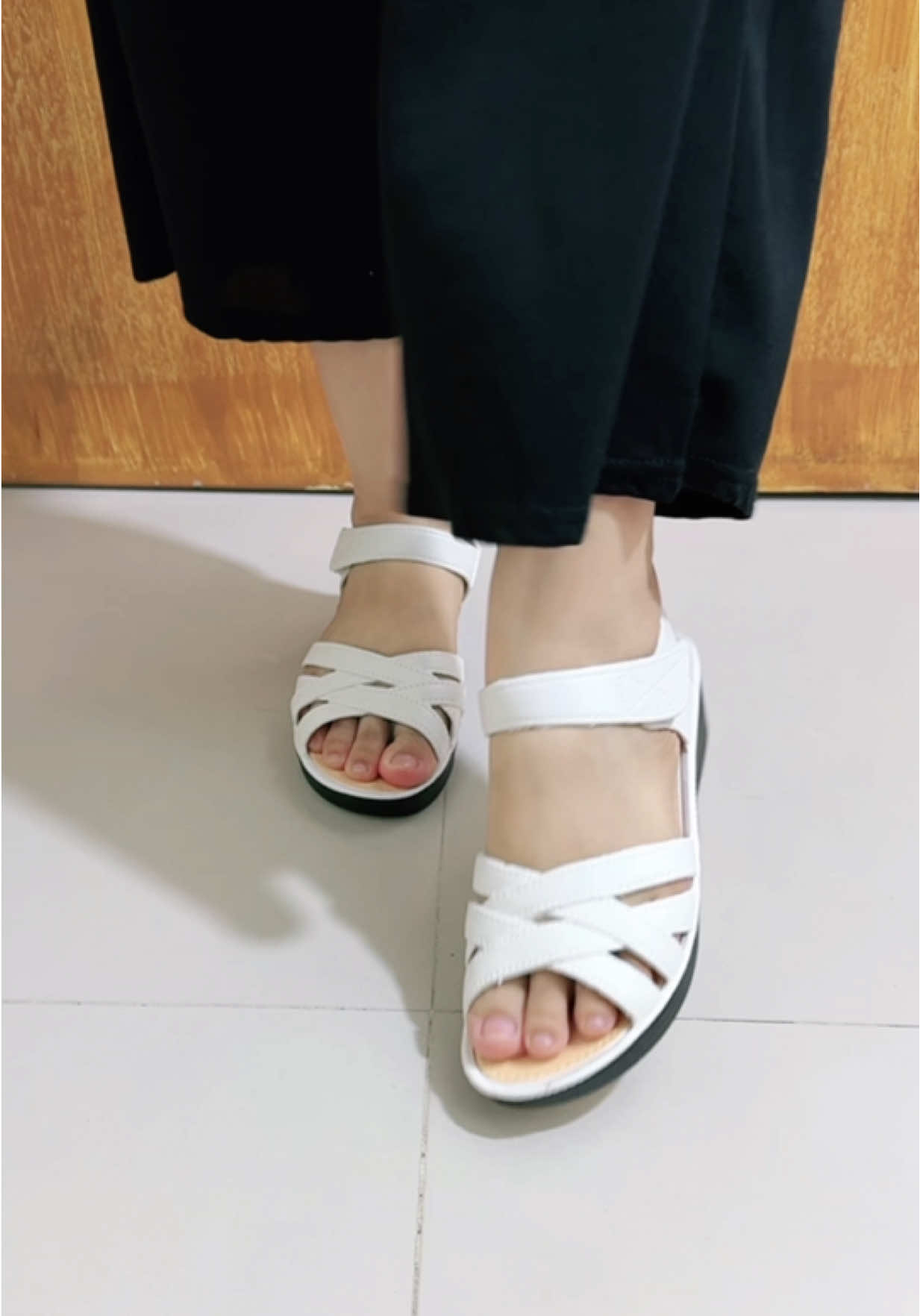 Magaan at malambot sa paa #sandalsforwomen #wedgesandals 