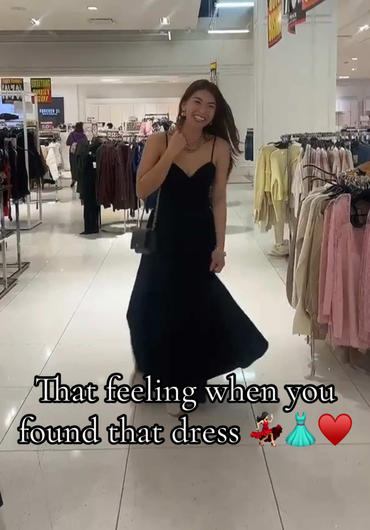 And it’s 70% off!!! Ahhh winner!!!🤭🤭🤭@T  love going shopping with you. Is there still any #forever21   in the US? #shopping #girlsbelike 