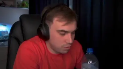 Партнёр twitch!  #sasavot #sasavotглеб #twitch #kishki #zxcsasavot 