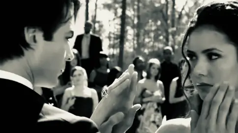 اذا رايح آخذ روحي 🫷🏻#damonsalvatore #elenagilbert #دايمن_سالفاتور #ايلينا_قيلبرت #foryoupage❤️❤️ #foryoupag❤️❤️ #fyppppppppppppppppppppppp #explore #fyp 