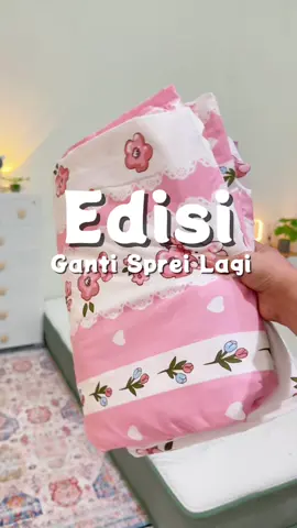 Ganti sprei pakai sprei motif #sprei #spreimurah #spreimotif #spreimurahkekinian #spreicantik #spreiaesthetic #seprei #homedecor #dekorasikamar #kamar #tempattidur #kamartidur #Lifestyle #spreiviral 