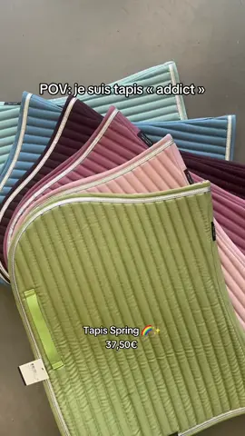 Nouveaux tapis Spring by Equitheme 🌈✨ Prix : 37,50€ #equitation #paillettes #cheval #padd #flypシ #style #tapisdeselle #saddlepad 