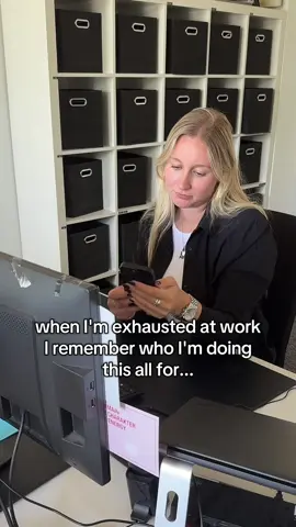 they’ve got mouths to feed. I’ve got a shopping cart to fill 🛍️😂 #riani #rianista #workinginfashion #officememes #marketinggirlies #workmemes #workhard @Hanna 🪩 