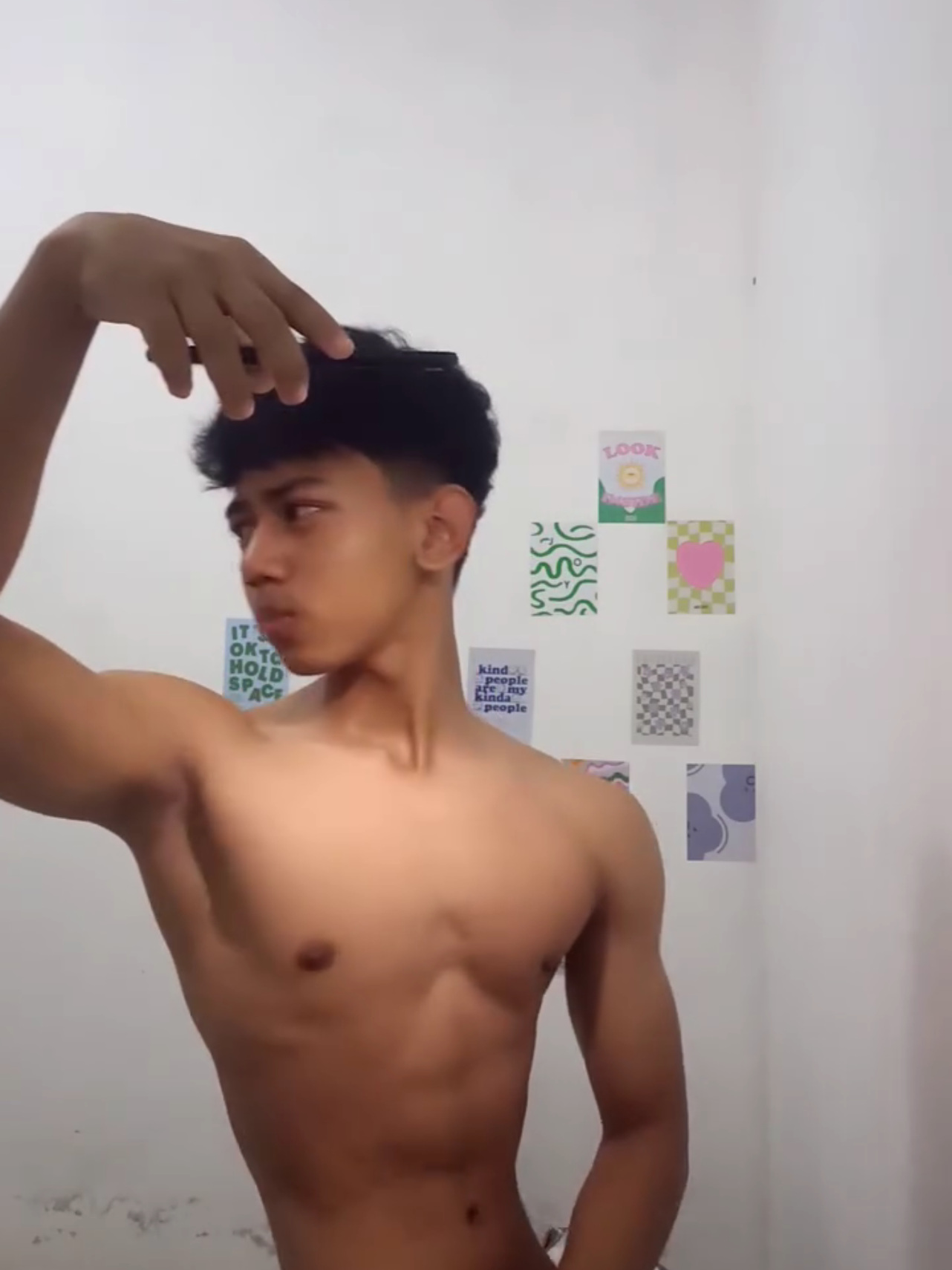 brondong cakep badan sixpack 🐦 #Brondong #Gym #Workout #Sixpack #CowokCakep