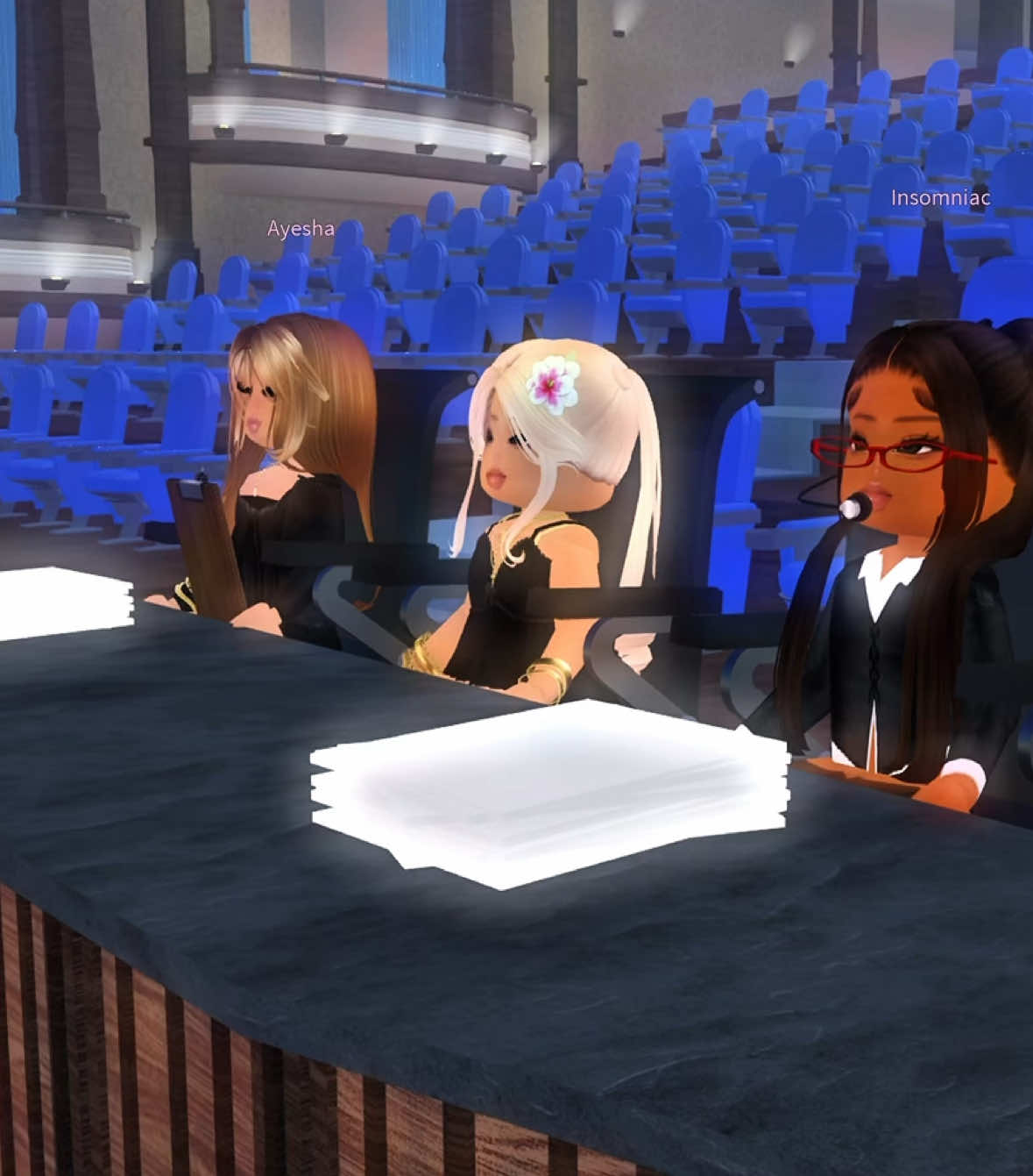 Lisa’s ULTIMATE Dance Competition. DISCORD in bio for more information on TRYOUTS!  #robloxora #ora #robloxedit #trending #trend #viral #viralvideo #roblox #famous #dancecompetition #audc #dancemoms 