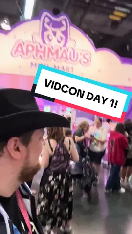 VIDCON DAY 1 HAS BEGUN! #fyp #vidcon #vidcon2025 #aphmau