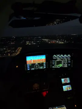The 2007 SR22 never misses—especially under the lights. ✈️ Stable approach 🌠 Perfect runway alignment 🛬 Butter-smooth touchdown 📍 Aero Country (T31)  Want to see more landings? Let us know in the comments—day or night, we’ve got you covered. - - - - - - - - - - - - - - - - #avation #aviationlovers #avaitiontiktok #cirrus #cirrusaircraft #aircraft #airplane #pilot #pilotlife #pilotsoftiktok #cirrussr22t #cirruspilot 