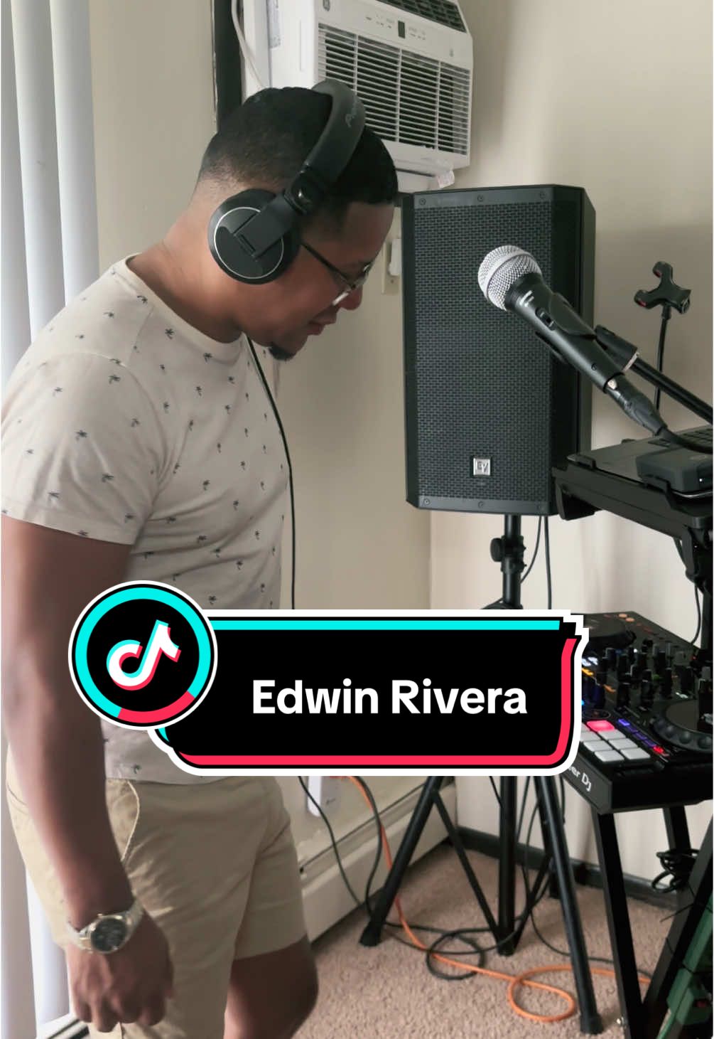 Edwin Rivera ▶️Yo soy tu ▶️No soy feliz #dosissalsera #somosnosotros #paratiiiiiiiiiiiiiiiiiiiiiiiiiiiiiii #salsabauldecaracas #salsabaulvenezuela🇻🇪🔊 #salsaparadedicar @Barbaramunoz_123 @Morenita salsera💃🏼🥰❣️🇻🇪 @🍒ᏝᏂᎧᏒᏋᏖ💋 @Julia🥰✨ @✨Lovely🍒 @🇺🇸Indira Marín🇻🇪 @legna399 @Daniel Zacarias 🇻🇪🇨🇱 @✬✿𝒋𝒂𝒏𝒆𝒕𝒉✿✬ @Harry*21 @MarielysDel Valle Mdvmr @Ede @Evi_xx @💫 Are @Yamilet Milano @@labebatraining_13🇻🇪🇺🇲 @✨💚🍀Daniela🍀💚✨ @✨Kizzy✨ @🐼kathy La diva salsera🇻🇪🐼 @💗💅🏻 @Ange_Love🍀 @Ruth Vargas oficial 2.0 @🎀ANA✨🎀💋 @Doris Reyes 