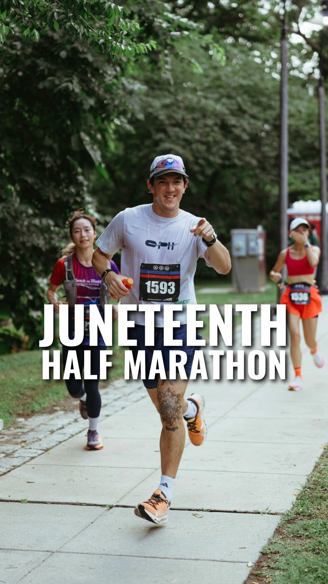 Juneteenth Half Marathon proves yet again how many trails are located in DC, you just have to go find them. @runjuneteenth  The race starts at Fort Stanton Park in Anacostia and follows the Fort Circle Hiker Biker Trail and does a turn around at Fort Mahan Park. @innkeeperfreddie and the crew did an incredible job and I look forward to running this yearly. Thumbnail photo by @coreyagray 