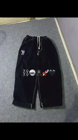 ya kali celana sekeren ini di anggurin🔥#4upage #celana #celanadenim13oz #trending #lewatberanda #xyzbca #foryoupage #fypシ゚viral #4k #fotolive #juskonten 