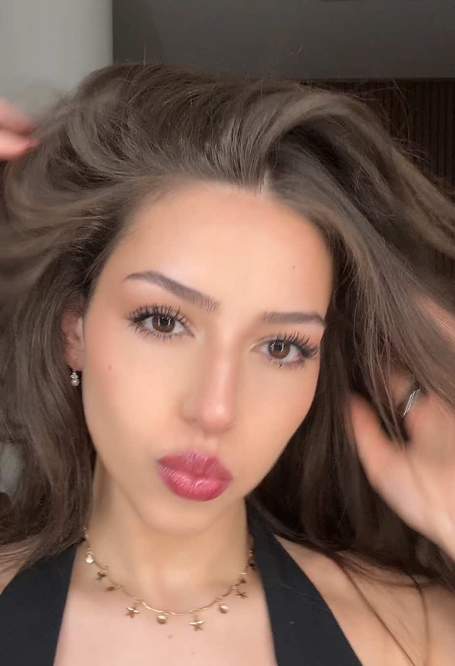 Just me getting humbled the whole video 😭💀 @PanchBantz @loupollock4  Products:  @Charlotte Tilbury magic water cream/ flawless filter/ cream contour stick.  @milkmakeup hydro grip primer.  @NARS Cosmetics radient creamy concealer. @makeupbymario contour stick. @Kylie Cosmetics hybrid blush in shade ‘cheeky mood’/ brow gel.  @Huda Beauty loose setting powder.  @urban decay all nighter netting spray.  @Diorbeauty eyeshadow palette/ lip butter in shade ‘glazed lavender’.  @Max Factor false lash effect mascara.  @Benefit Cosmetics UK roller lash mascara/ cookie highlighter.  @Wonderskin 💋 @Wonderskin Beauty lip stain in shade ‘charming’  #makeup 