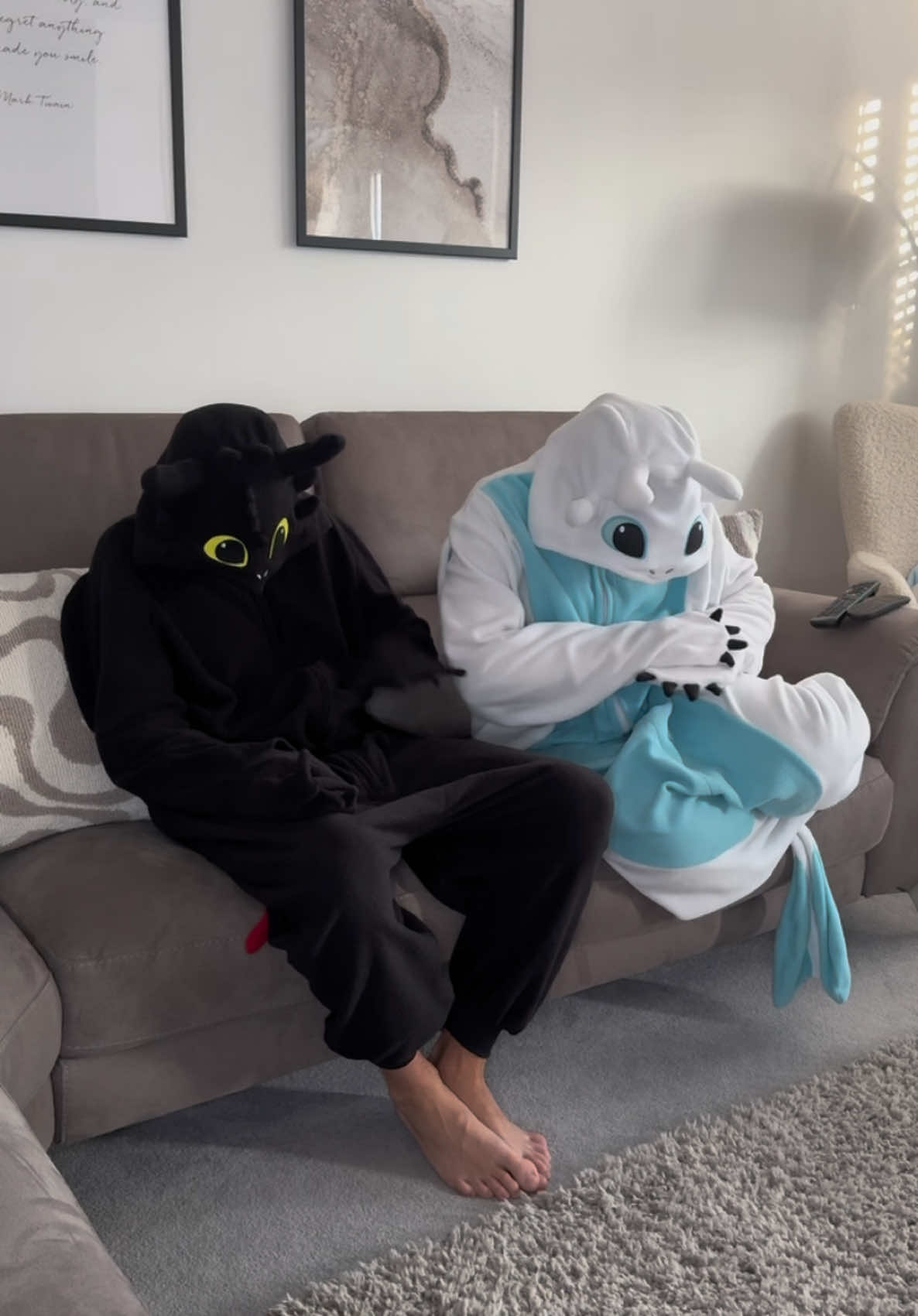 Httyd goals 🥹🥰 #dragon #httyd #howtotrainyourdragon #httydliveaction #pyjamas #fluff #onesie #relationshipgoals #toothlessthedragon #httydmovie 