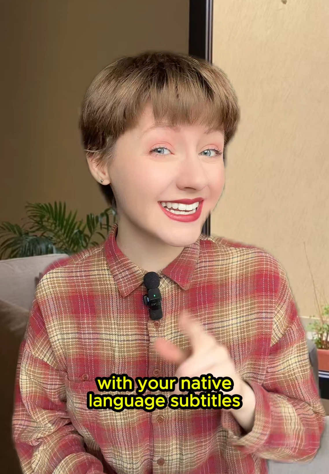 @lolaspeak_app Speak with confidence! 🤝 Use Lola Speal app to practice your conversational skills and improve your pronunciation! #AmericanEnglish #Vocabulary #Pronunciation #SpeakEnglish #NativeSpeaker #Grammar #LanguageEnglish #LearnEnglish #StudyEnglish