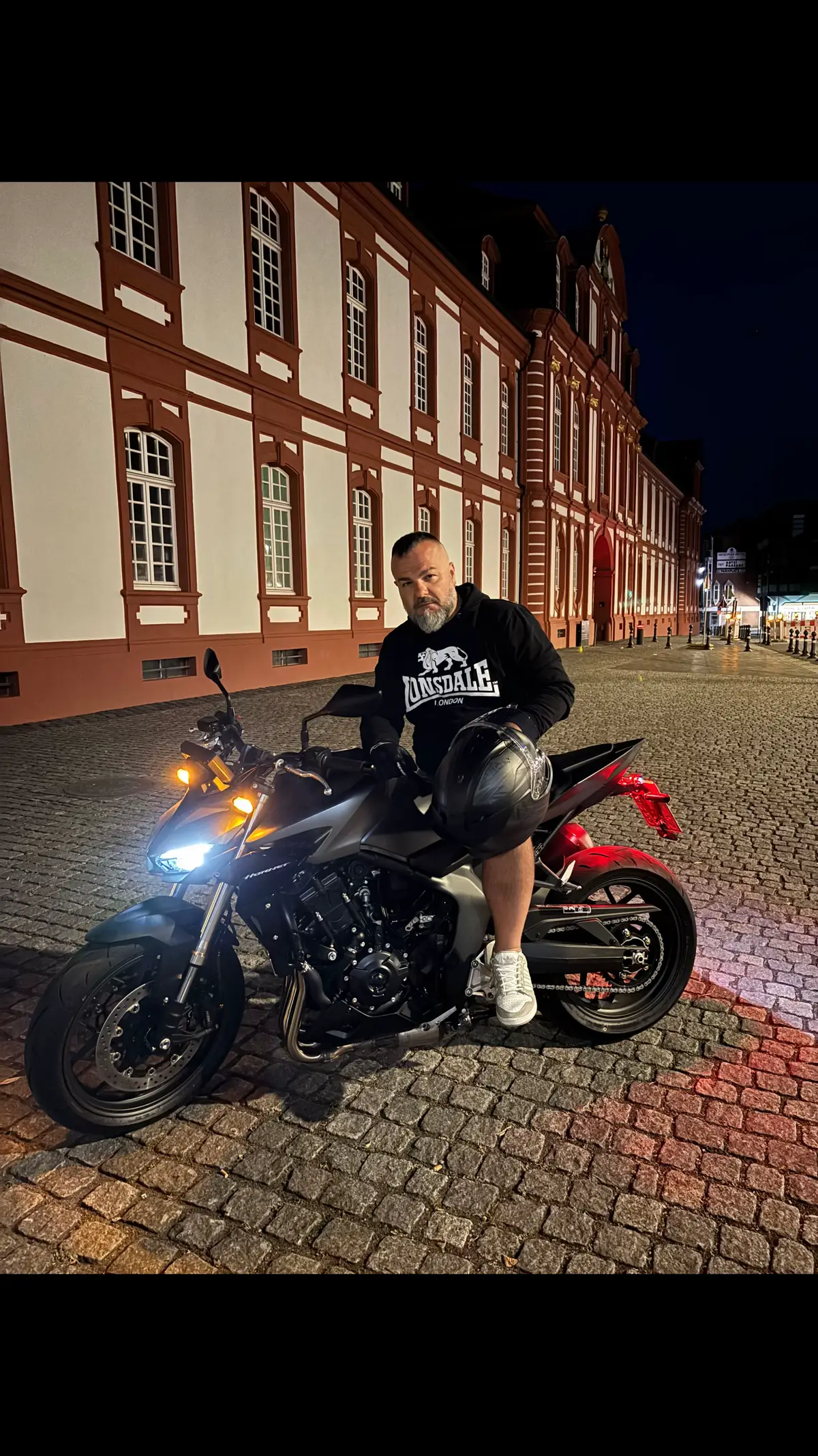 #voliamoneixte✈🦁 #viralvideo #Honda #hornet 1000 #viralvideo #foryou #fyp #voliamoneixte✈🦁 #Napoli #viralvideo 