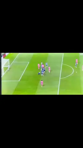 أسطوري ياليو👑🐐 #messi #leooo#fyppppppppppppppppppppppp 