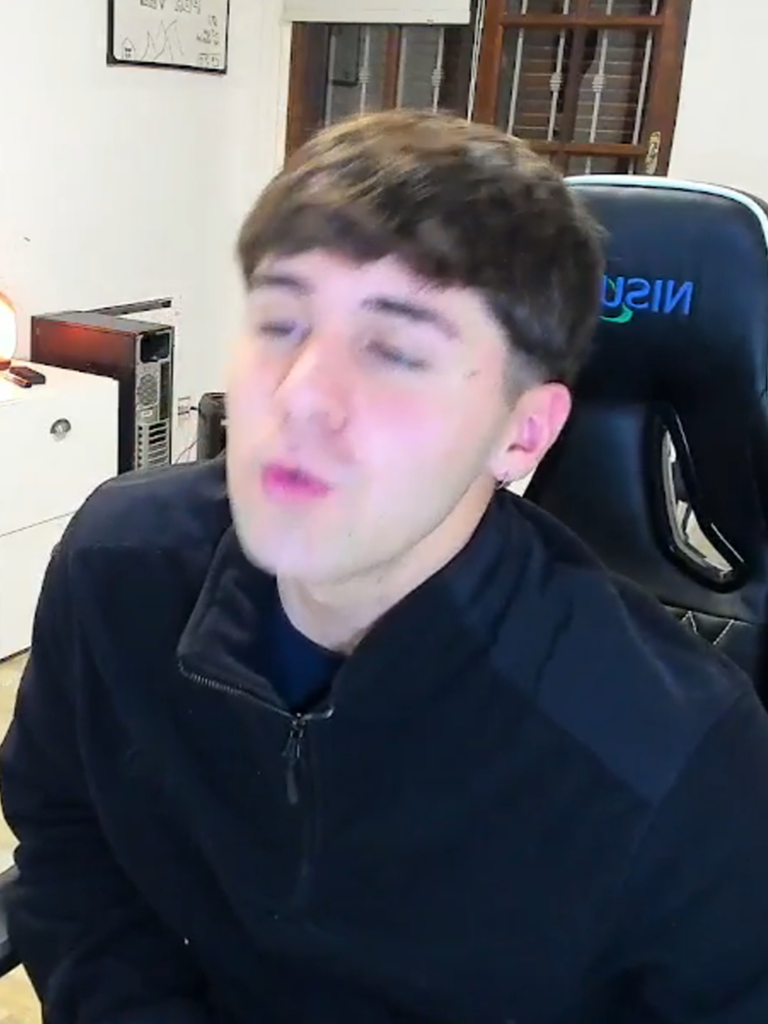 pero todo bien? #fyp #paratii #clip#luchito #llluchit0 #kick #humor #anecdota