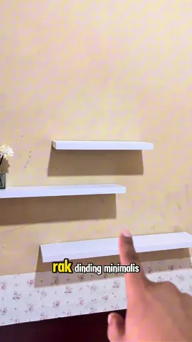 Buat kamu yang pengen tampil rapi tapi nggak mau ribet dan mahal, ini dia SOLUSINYA ‼️ 👉 [1 Set isi 3 rak] Ambalan dinding gantung serbaguna ⚡ TANPA BOR – tinggal tempel langsung jadi ⚡ Desain minimalis, cocok buat kamar, dapur, ruang tamu ⚡ Warna putih, hitam, dan natural yang estetik banget ⚡ Kokoh buat tempat skincare, buku, dekorasi, dll 💥 Harga mulai Rp14.490 ‼️ Hemat sampai 58% 💸 Diskon & GRATIS ONGKIR kalau checkout sekarang! 🕐 Diskon cuma berlaku HARI INI – jangan sampai kehabisan ya! 📦 Review 9.000+ dan sudah terjual 10.000+ pcs ✨ Yang dikirim sesuai video, jadi nggak zonk-zonkan! 🚨 STOK TERBATAS, cepet banget habisnya! 📲 BURUAN CEK OUT sekarang juga! #RakDindingTanpaBor  #rakdindingaesthetic #rakdindingminimalis #rakdindingtempel 