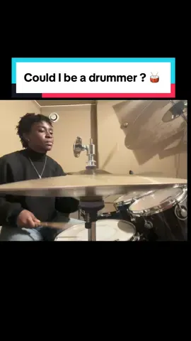 Clearing the drafts… do I have potential ? 👀🥲 #beginnerdrummer #batterie #femaledrummer #learninganinstrument 