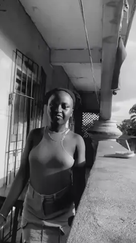 my old videos hate to see me coming 😭#CapCut #fypviraltiktok🖤シ゚☆♡ #videoviral #sheis_promise #fyp #goviralgo 