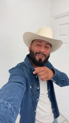Some one break my heart 💔 #fypp #paratii #sombrero #viral #barbones