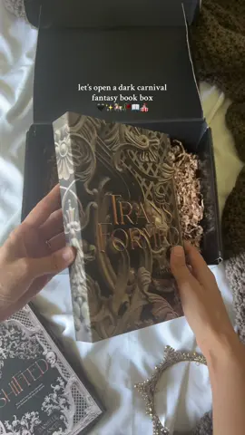 Under the dust jacket is STUNNING😮‍💨 Thank you @Danielle Cancel | Author for sending it to me🖤 #fantasybooktok #bookunboxing #daniellecancelauthor #shifted #transformed 