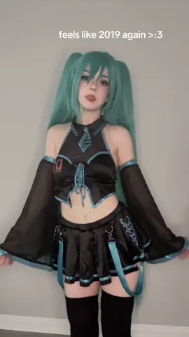 #hatsunemiku #miku #mikucosplay #egirlmakeup #foryoupage 