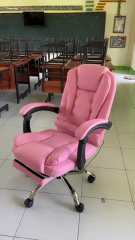 Deserve mo to 👌🥰 #swivelchair #swivel #officechair #chair #chairs #titkokfinds #fy #trending #viral #luv #Home #SelfCare #household #adjustable #massagechair 