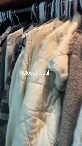 Like something you see? Check out my Depop :)))  evabazzoni https://depop.com/evabazzoni #fyp #closetcleanout #clothesforsale #clothes #OOTD #depop @Depop 