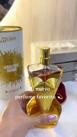 Mi nuevo perfume favorito 💛✨🙂‍↔️💫 #jeanpaulgaultier #divine #parfume #perfumesparamujer #divinejeanpaulgaultier #pefumetiktok #perfumes 