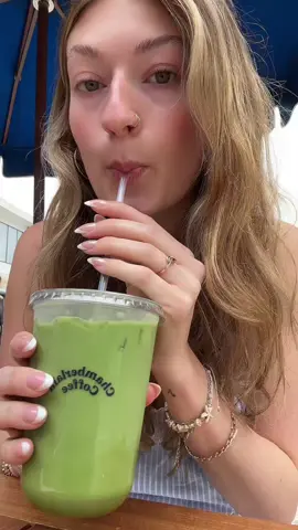 I’m glad I went and tried it but wish I just got community goods again 💔 the strawberry was sooo artificial #honestreview #matchalatte #chamberlaincoffee 
