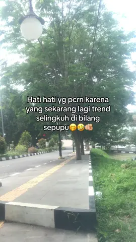 mnyla spupu🤣🖕🏽 #fypシ゚vira🖤tiktok #lewatnerandafyp 