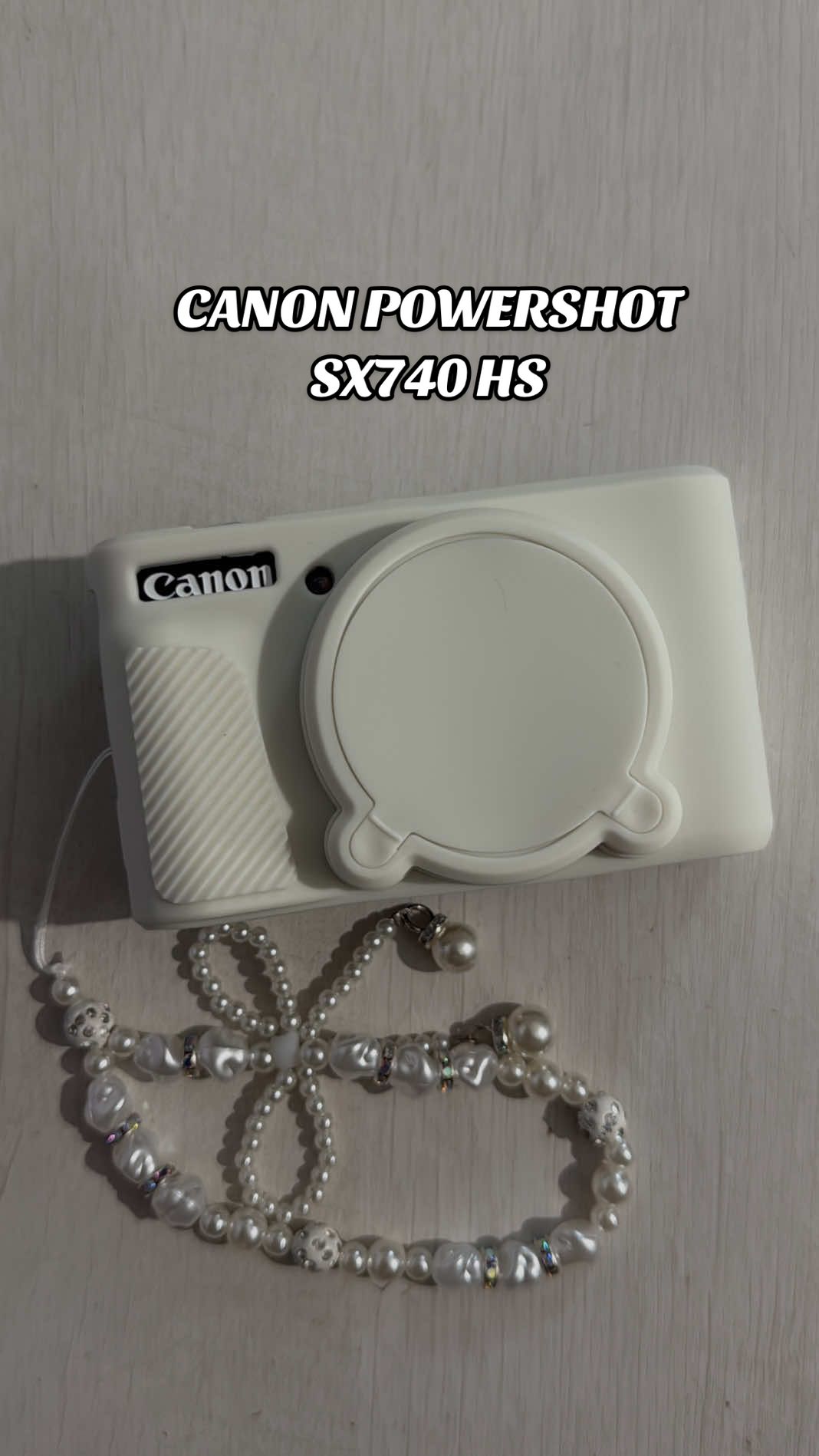 I finally got my hands on the Canon PowerShot SX740 HS 😫. Brand new off of the @canonusa website & just in time for the start of summer! Can’t wait to use it & see if it’s worth the hype! 💕🤭 #canonsx740hs #sx740hs #canonsx740 #digitalcamera #photography #camerasettings #tiktokmademebuyit #viralcamera 