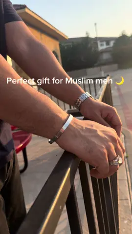 Get yours now in the link below!!  #muslim #jewelry #islamicjewelry #ayatulkursi #gift #braclet #islam #islamicgifts #ArabTikTok 