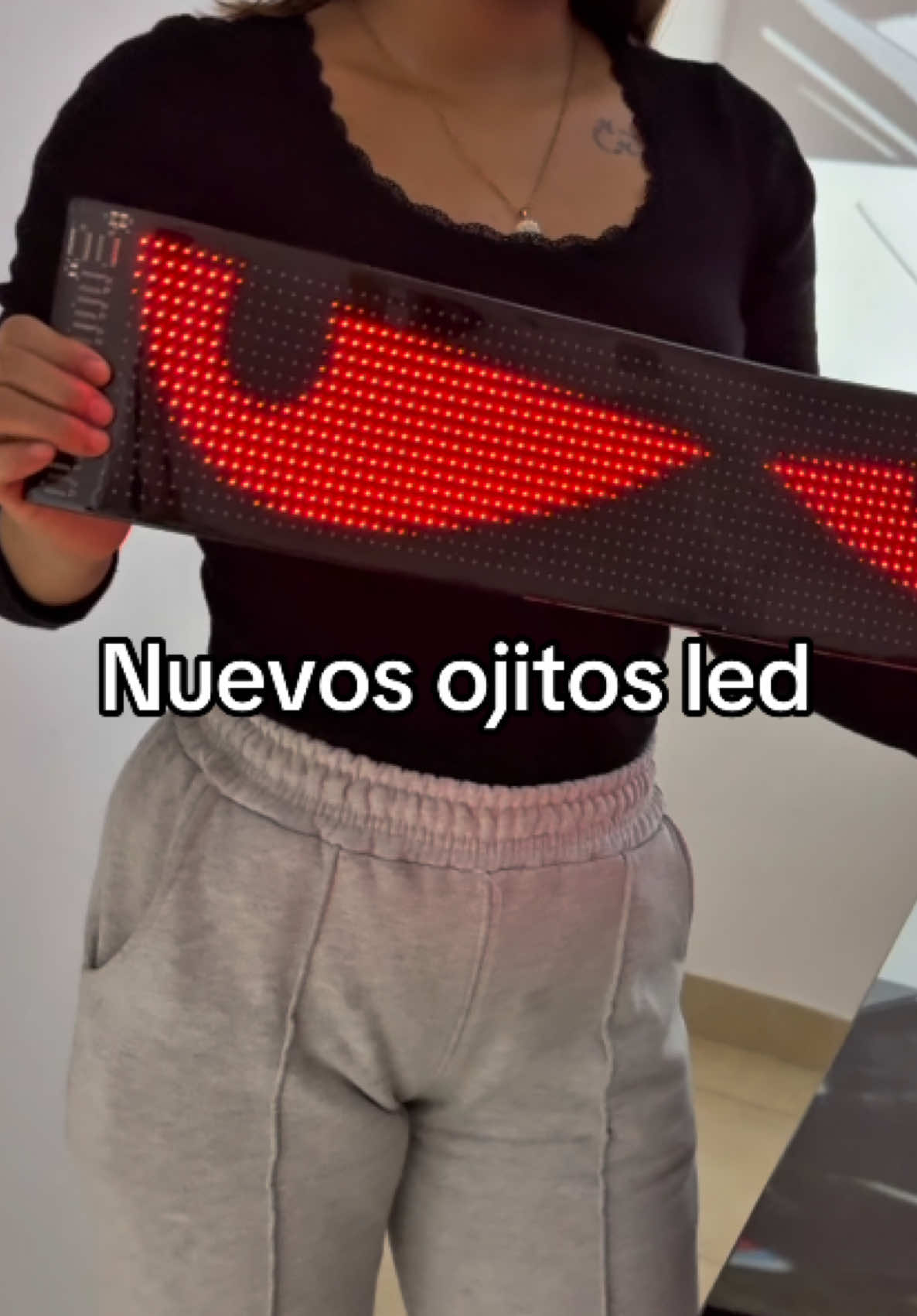 Ojos led para tu engreído 🚘🛺🚔 #tecnologia #ojosled #ojitos #decoracion #auto #carro #camioneta #moto #torito #mototaxi 