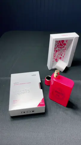 Perfume#womans#foryourpage #fypシ゚viral🖤tiktok #smellgood #fypシ゚viral #goviralgo #asmrvideo👧👦 #perfumetiktok #TikTokCreatorSearchInsightsIncentive #