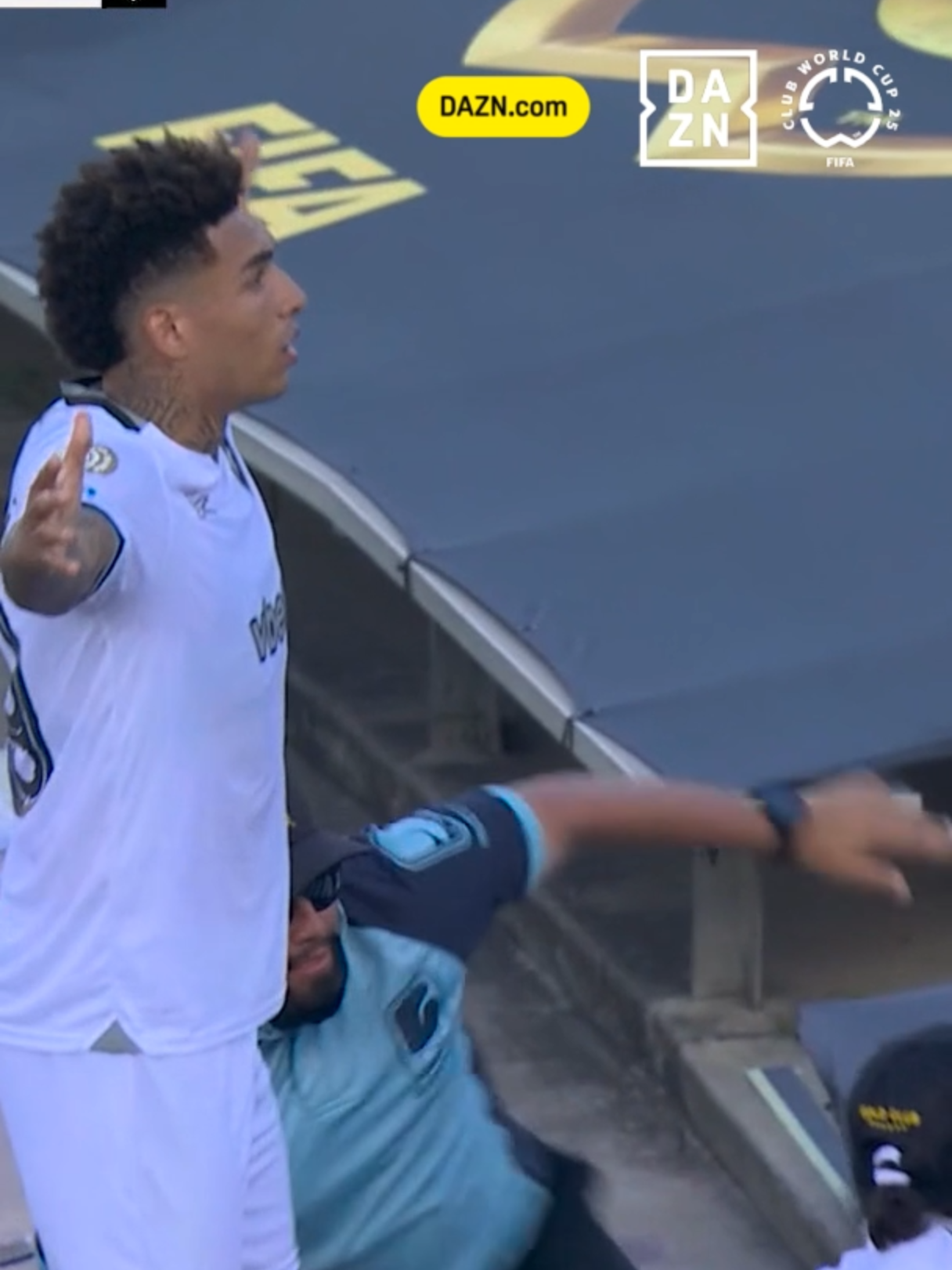 El antídoto ante el campeón de Europa tiene nombre y apellidos: Igor Jesus 💥 Botafogo y cómo golpear al PSG  @fifaclubworldcup | Todos los partidos gratis en http://DAZN.com #TakeItToTheWorld  #deportesentiktok #TikTokDeportes #tiktokfootballacademy #footballtiktok #Botafogo #IgorJesus