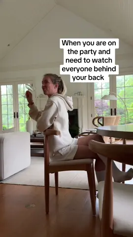 I can see them all #behindmyback #twisted #multitasking #party 