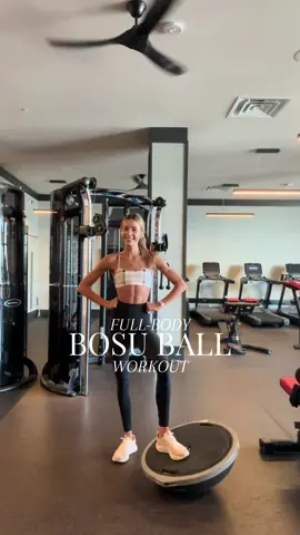 we love a good bosu workout😅🔥#Fitness #workout #Summer #fitnessmotivation #fyp #fitnessinstructor #fullbodyworkout #bosuball 