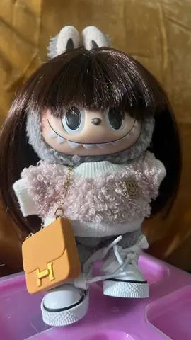 Ba is feelin herself after her Lil Bob came in 😂 #labubu #popmart #fyp #labubuhair #puertorican #labubuthemonsters 