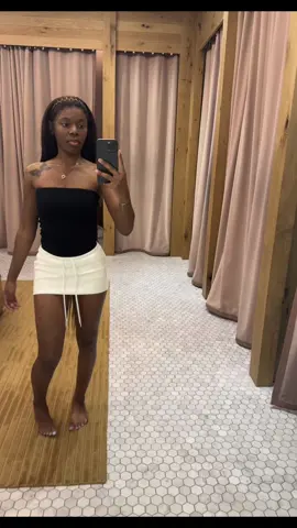 Aritzia try on #tryonhaul #aritziahaul #skort #outfitinspo #skinnygirl 