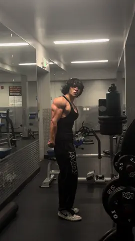 current shape #fyp #fortnite #aesthetic #motivation #teen #mog #bodybuilder #explore #trending #physique #2016 #transformation #bodybuildingmotivation #bodybuilding 