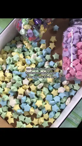 this is your sign to buy paper stars para sa kanya!😜😜here’s the link ;https://vt.tiktok.com/ZSktrWJnT/   #paperstars #paperstarstutorial #fyp #affiliate #tiktok 