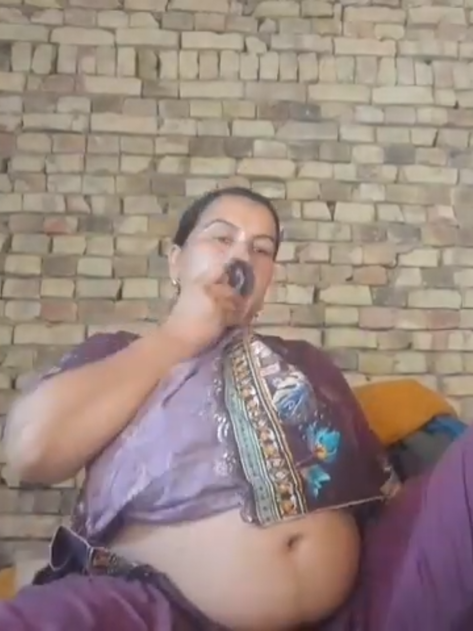 Shadi ki tyrai choro ma b kuch Balech wgera laga lo khud par thori c 😀_everyone #growmyvideo #fyp #froyou #grwoaccount #growmyaccount✅ #pleaseunfreezmyaccunt🙏🏻 #hotvlog #froyoupegeofficial #grwovirelvideo #fypviralシ #goviral @TikTok @Multani Family 